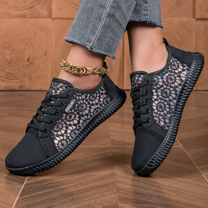 Breeze Lace Wide Toe Box Shoes™