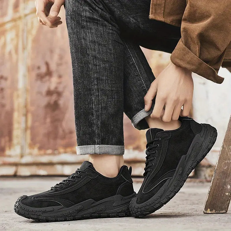 Urban Trek Sneakers™